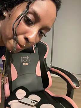 Your_Paris live sex cam