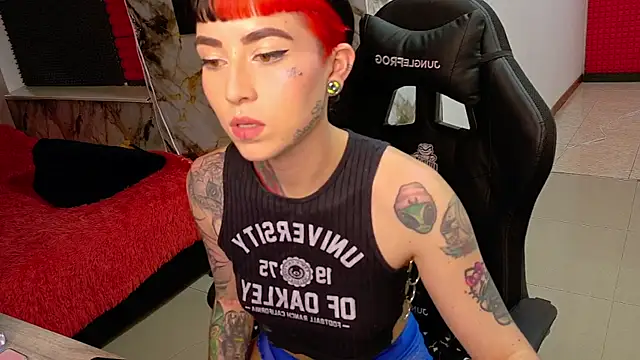 nova_kitttyy's cam snapshot