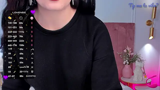 Mayzzie live sex cam