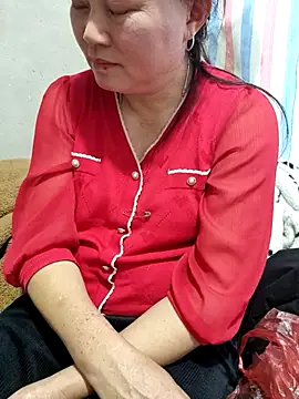 yoowwmr's cam snapshot