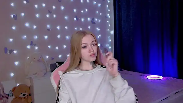 Naughty_Mable's cam snapshot