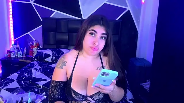 jazminslut live sex cam