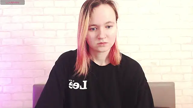 Ericha_Stone's cam snapshot