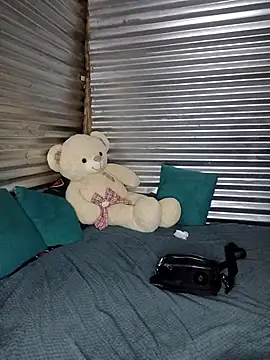 Isabel_3's cam snapshot