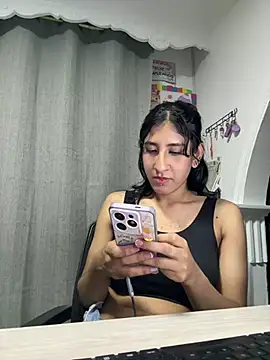 Violet_rousse7's cam snapshot