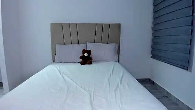 Natasha-28's cam snapshot