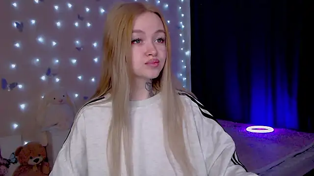 Naughty_Mable's cam snapshot