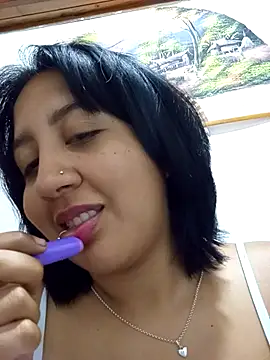 AlanaFantasy's cam snapshot