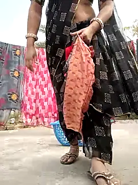 monu_bhabi live sex cam