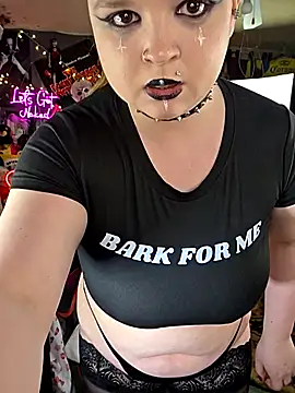 VelvetDiablo's cam snapshot