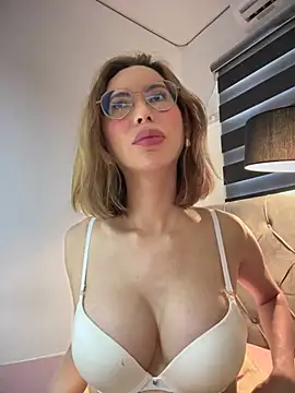 Ivysnow live sex cam