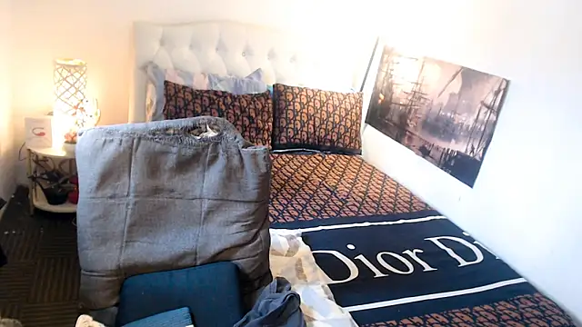 NinaDOM4CUM live sex cam