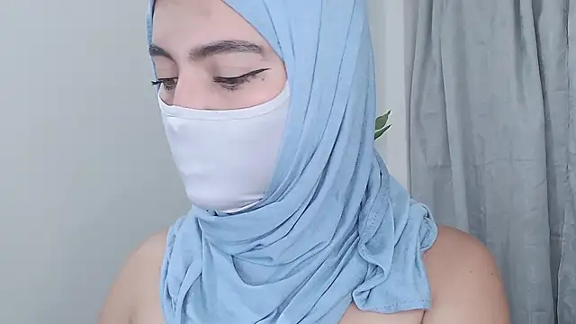 jade_nassar's cam snapshot