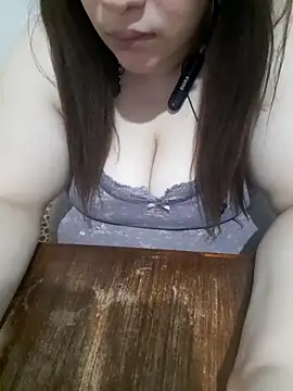 Madam-bezoul-'s cam snapshot