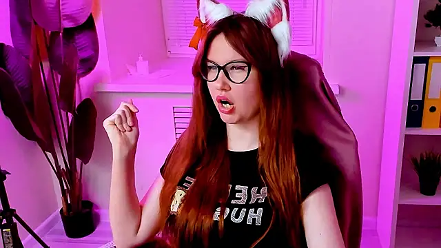 CarolGiggly live sex cam