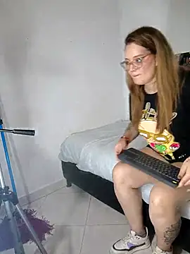 kendallclarkk03 live sex cam