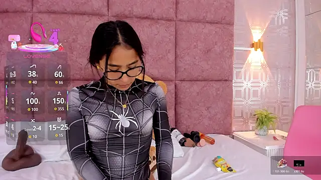 AmyStar1's cam snapshot