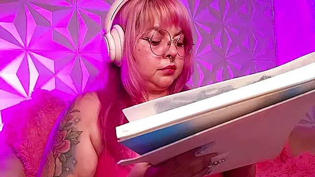 Satyn_doll's cam snapshot