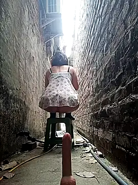 July-Asian live sex cam