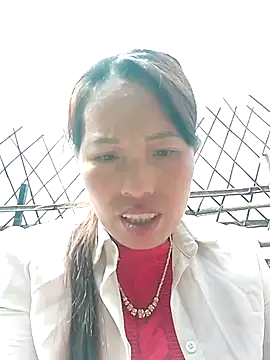 Gummiesu live sex cam