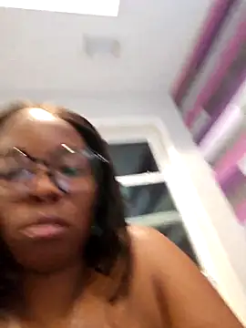 Kourtneyk's cam snapshot