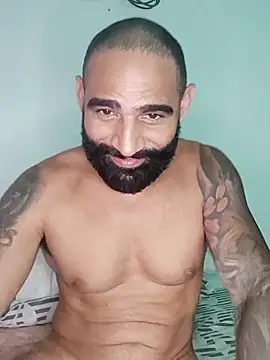 Lucius40 live sex cam