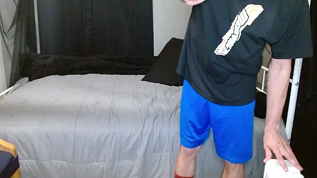 cguffey2284's cam snapshot