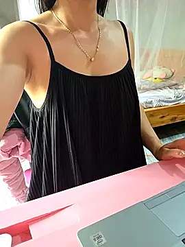 Lyly_2k's cam snapshot