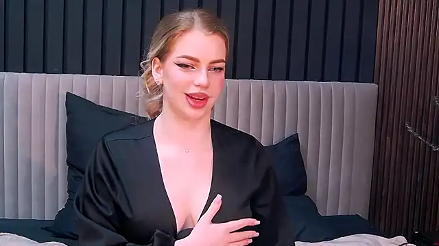 MilanaCeleste live sex cam