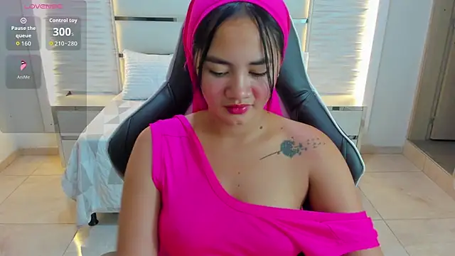 Yaiza_farak live sex cam