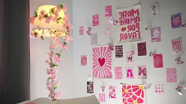 AmiLewis live sex cam