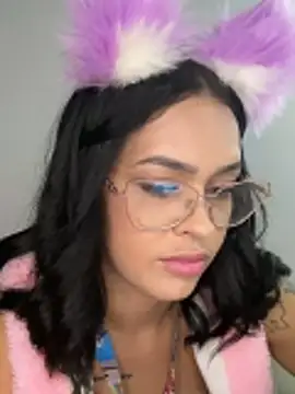 Lylyyy01's cam snapshot