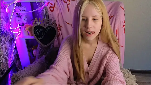 sarakaell live sex cam