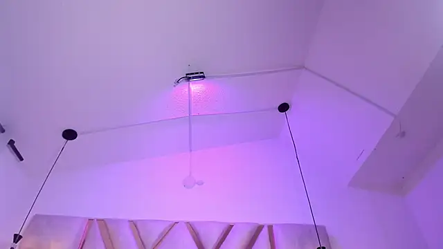 shineevg live sex cam