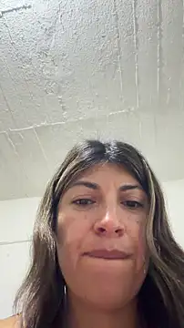 LunaBeya live sex cam