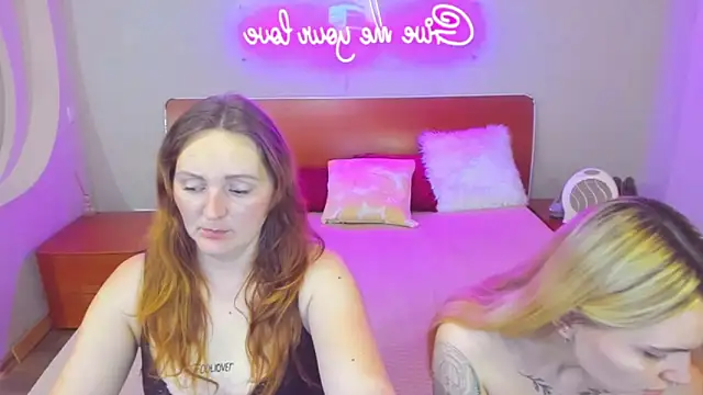 MagicEyess live sex cam