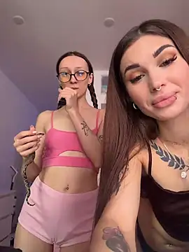 Charming_Ritta's cam snapshot