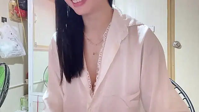 LinhChi_9x live sex cam