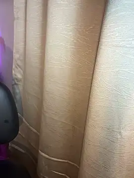 alisaa_jhons1's cam snapshot