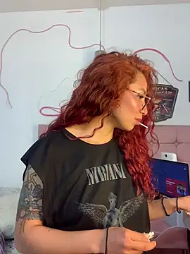 PrettyChloe_'s cam snapshot