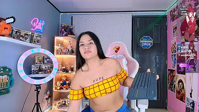 _1valkyrie_at's cam snapshot