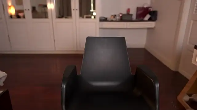 ValerieHill live sex cam