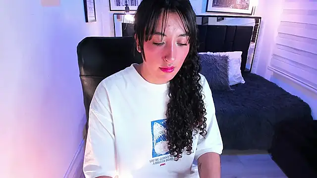 ladyraing's cam snapshot