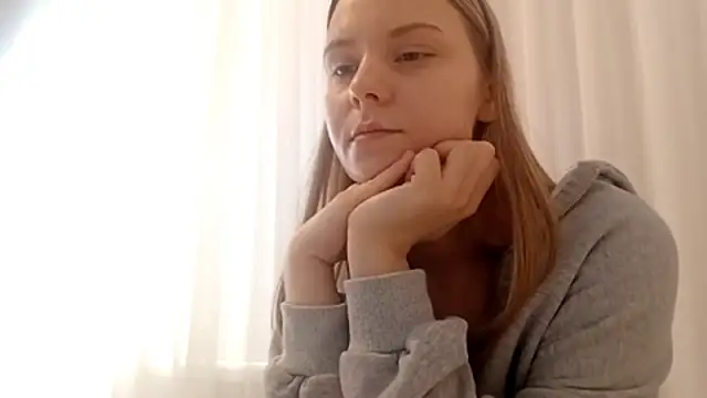 CrackShirker's cam snapshot