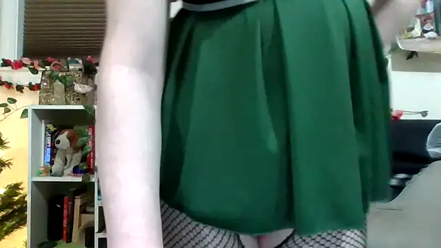 AverageRose's cam snapshot