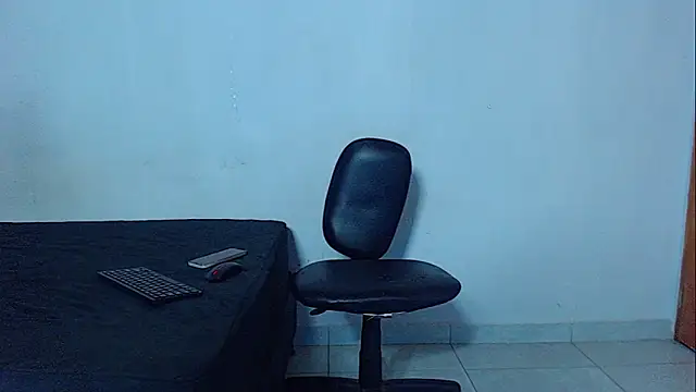 mikecoper_23's cam snapshot