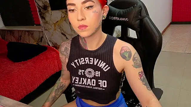 nova_kitttyy's cam snapshot