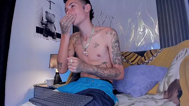 ELL_PBC live sex cam