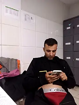 Junior17cm_1993 live sex cam