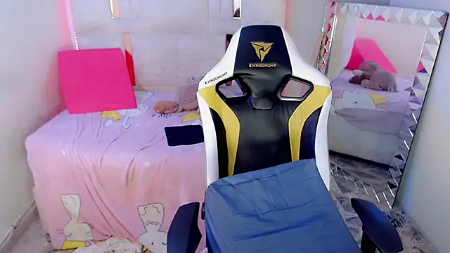 Lil_babyyy_ live sex cam